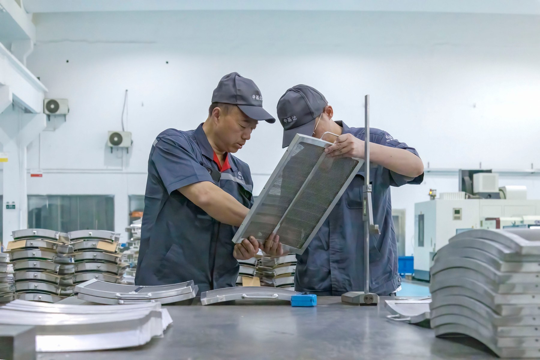 ZJD workshop for component and equipment assembly